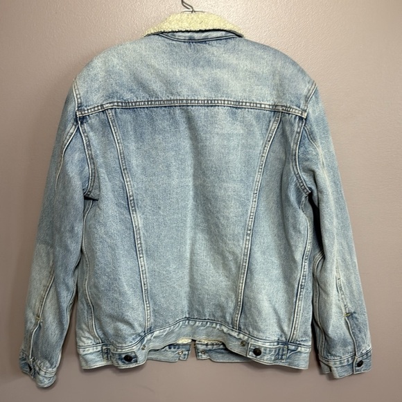 Levi's Men's Denim Sherpa Trucker Jacket Size Large - Picture 6 of 8